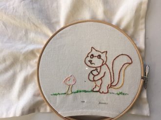 メンバーさんのイラストを刺繍